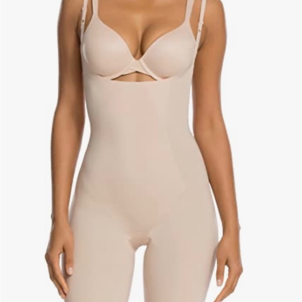 SPANX Shapewear for Women Thinstincts Open-Bust Mid-Thigh Bodysuit (Large)